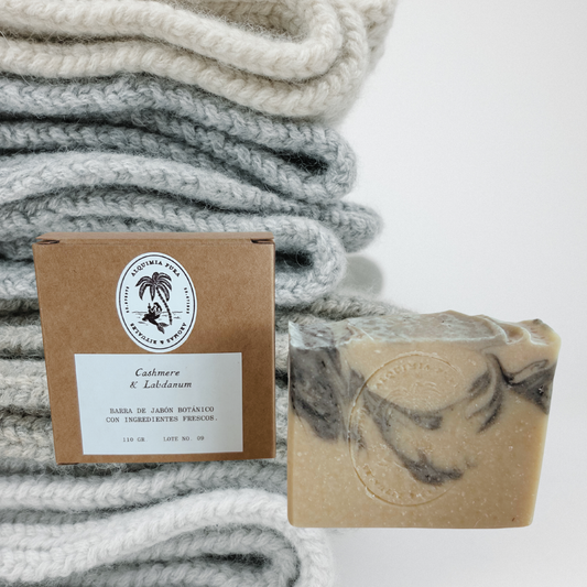 Jabón Botánico Cashmere & Labdanum